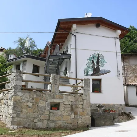 Casa Del Castagno